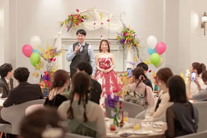 カクテルドレスにお色直し